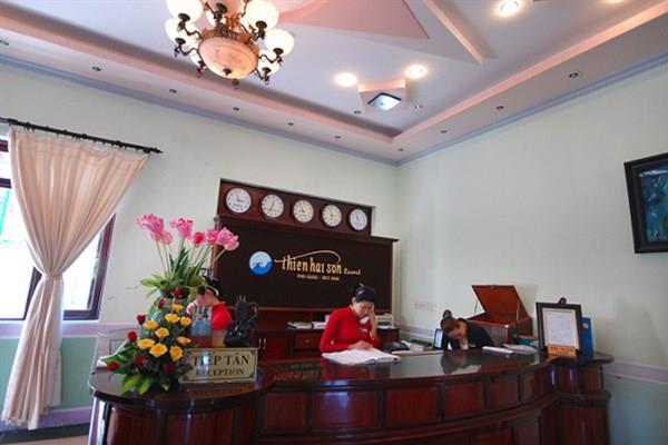 Lễ tân - Hotel24h.net